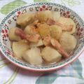 akichan☆♪'s cooksnap of when they made 里芋とカブの肉じゃが風.