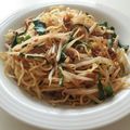 ねっちゃんっ's cooksnap of when they made にんにく醤油でひき肉ともやしの焼きそば.