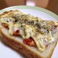 huto☆'s cooksnap of when they made しらすとキムチの葱胡麻トースト.