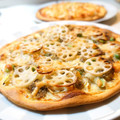 sacoママ's cooksnap of when they made 柚子胡椒マヨで☆和風な具沢山ピザ.