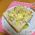 ゆけり３兄弟's cooksnap of when they made 白菜とりんごのハニーチーズトースト.