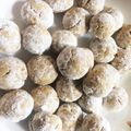 ちなごん♪'s cooksnap of when they made 簡単★サラダ油でスノーボール★同時に２味.