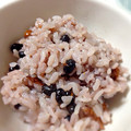 ayayahoney's cooksnap of when they made 簡単☆塩こうじ黒豆ごはん.