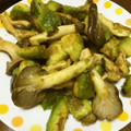 アンパンメン☆'s cooksnap of when they made アボガドとしめじの醤油バター炒め.