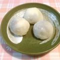 みんとこ's cooksnap of when they made クルミのカラメル入り✿クリチ餡大福.