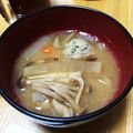 KSKGC's cooksnap of when they made 根菜と鶏肉だんごのお味噌汁.