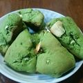 younggreen's cooksnap of when they made 簡単ホワイトチョコと抹茶のスコーン.
