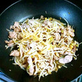 ちきakki's cooksnap of when they made 塩レモン使って☆豚肉ともやしの炒めもの.