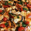 クリレポ♪'s cooksnap of when they made 鶏胸肉さっぱりトマトだれガーリックソテー.