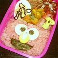 2児ママみきてぃ's cooksnap of when they made ＊キャラ弁＊ペタペタエルモ弁当.