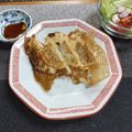 ルチアーノ★★★'s cooksnap of when they made 大阪王将の冷凍餃子を玉子焼き器でキレイに.