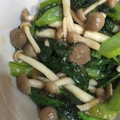 o0シホ0o's cooksnap of when they made 小松菜としめじのあんかけ.