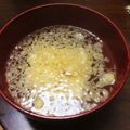 ayaakari's cooksnap of when they made 簡単お豆腐汁in天かす.