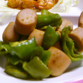 maruru-nn's cooksnap of when they made ピーマンと魚肉ソーセージのカレー炒め.