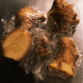 kana▽・x・▽'s cooksnap of when they made 生姜の冷凍保存.