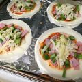 みもゆさん's cooksnap of when they made アレンジ☆餃子の皮でおつまみピザ.