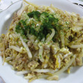 miyuki12's cooksnap of when they made ピリ辛★もやしの肉炒め.