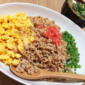 n_a_o_k_o's cooksnap of when they made ７：５：３の簡単そぼろで三色そぼろ丼.