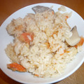 monemaruku's cooksnap of when they made 鮭ときのこの炊き込みご飯.