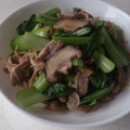 ＳａＫｕＲａ．ｙ's cooksnap of when they made 小松菜と椎茸と豚肉のあっさり炒め.