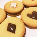Riichaaan's cooksnap of when they made バレンタイン★うまいチョコサンドクッキー.