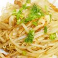 なぎさｖ's cooksnap of when they made 簡単！もやしとちくわのピリ辛炒め.