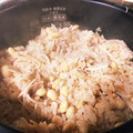 monmikiki's cooksnap of when they made 簡単♡しめじと大豆の炊き込みごはん.