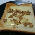 ☆shizu's cooksnap of when they made はちみつくるみチーズトースト.