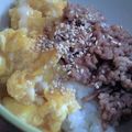 モエギノ's cooksnap of when they made 簡単：レンジ４分：豚挽肉と卵の二色丼.