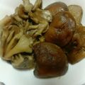 pucyipan's cooksnap of when they made 椎茸と舞茸の忘れ煮.