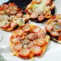 みどりの首輪's cooksnap of when they made 簡単！フライパンで餃子の皮＊餅ピザ＊.
