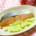 メルティローズ's cooksnap of when they made ルクエde速攻メイン完成！鮭のレンジ蒸し.
