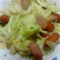 pucyipan's cooksnap of when they made すぐできる②♪キャベツとウインナーの炒め.