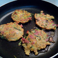 はずかしむでぃん's cooksnap of when they made 菜っ葉とハムのかき揚げ.