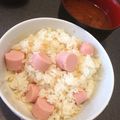 とろけい's cooksnap of when they made 魚肉ソーセージ醤油ご飯.