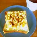 有ちん's cooksnap of when they made クリームチーズと林檎のトースト.