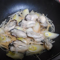 クック9AR69F☆'s cooksnap of when they made ふっくら牡蠣のねぎ蒸し.