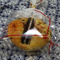 qoouru's cooksnap of when they made ホットケーキミックスでチョコ入りマフィン.
