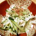 kazu3838's cooksnap of when they made 大根とホタテ缶のサラダ.