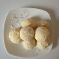 minmin1's cooksnap of when they made さくっと♪簡単スノーボール.