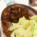 mikkosann's cooksnap of when they made 簡単☆絶品煮込みハンバーグ.