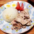 あっこ・Y's cooksnap of when they made 炊飯器でシンガポールチキンライス海南鶏飯.