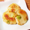 ☆accoco☆'s cooksnap of when they made 子どもと作ろう!簡単おやつ:芋もち.