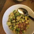 やすん0603's cooksnap of when they made マグロとアボカド~ごま油風味~.