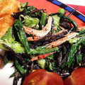 ぬーすぴ♪'s cooksnap of when they made 簡単★春菊とひじきのマヨネーズあえ★.