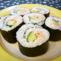 runa10's cooksnap of when they made きゅうりとツナの巻き寿司.