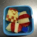 sasakurei's cooksnap of when they made 簡単☆弁当にも♬りんごといちごピンチョス.