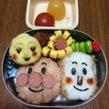 サン・サン's cooksnap of when they made キャラ弁*しょくぱんまんおにぎり.