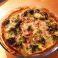 Miholakis's cooksnap of when they made ブロッコリーとベーコンのキッシュ.