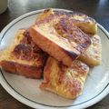 ドラ衛門's cooksnap of when they made 牛乳なしのフレンチトースト.
